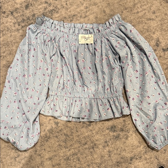 Cactus Light Blue Floral Blouse - Picture 1 of 4